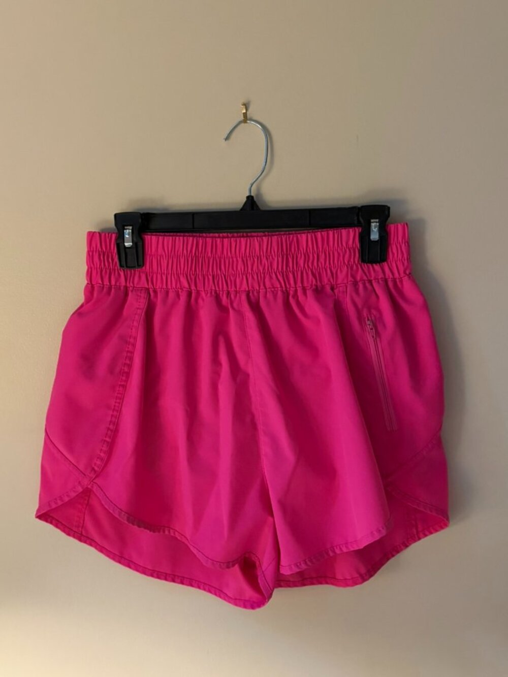 Athletic Shorts Hot Pink